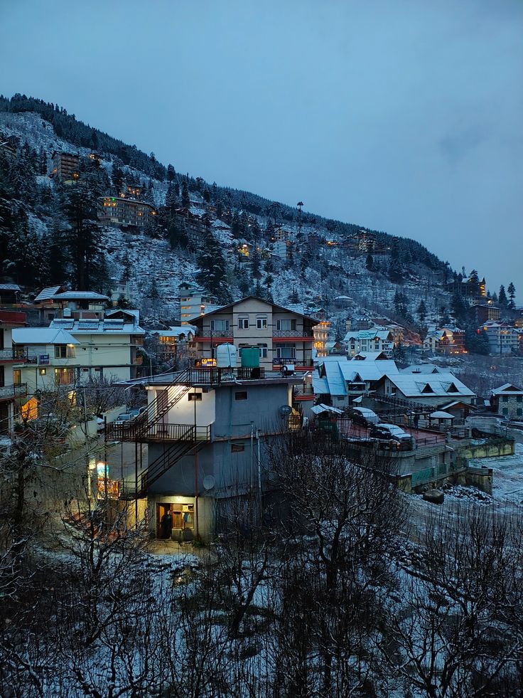 Romantic Shimla Manali Dharamshala Tour